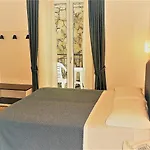Britannia Hotel 3*