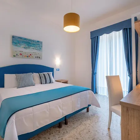 Otel Britannia