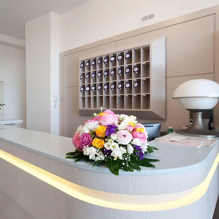 Britannia Otel 3*