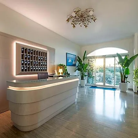 Britannia 3* Sorrente