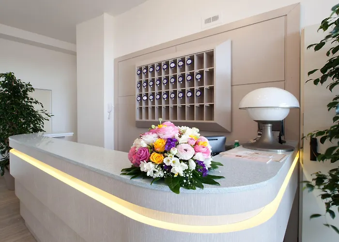 不列颠尼亚酒店 酒店 3*