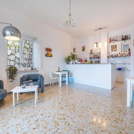 Britannia فندق 3*